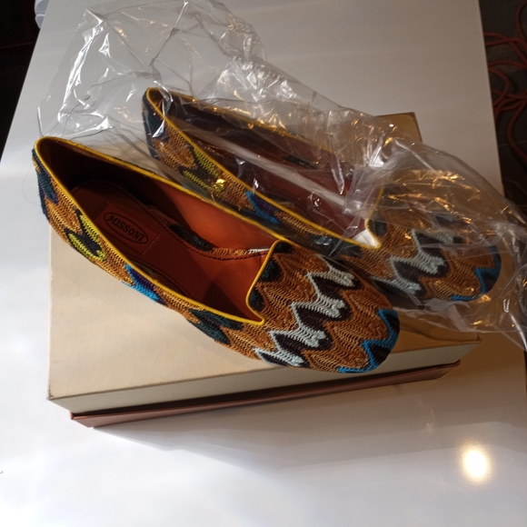 African Print Shoes - Picture 1 of 2